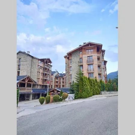 Apartment Royal Hills By The Lake